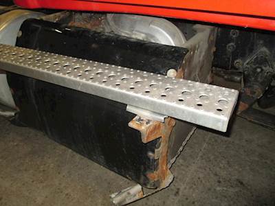 Detroit DD13 DPF Assembly for a Freightliner CASCADIA