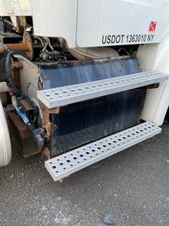 Detroit DD13 DPF Assembly for a Freightliner M2 112