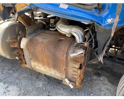 Detroit DD15 DPF Assembly for a Freightliner CASCADIA 125