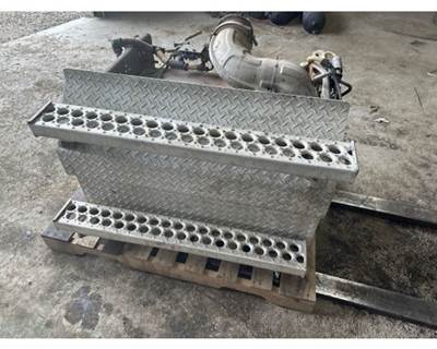 Detroit DD16 DPF Assembly for a Western Star Trucks 4900 EX