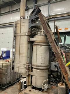 Detroit DD15 DPF Assembly for a Freightliner Coronado 122