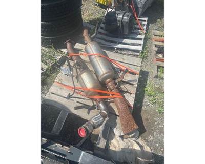 GMC 6.6L DURAMAX DPF Assembly for a Chevrolet GM515
