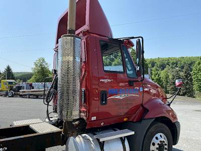 International MaxxForce 13 DPF Assembly for a International Prostar