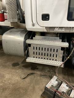 Mack Granite GU713 DPF Assembly for a Mack GU713