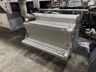 Paccar PX-9 DPF Assembly for a Peterbilt 348