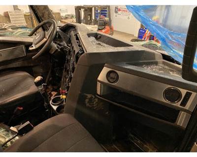 Caterpillar CT660 Dashboard Assembly for a CAT CT660