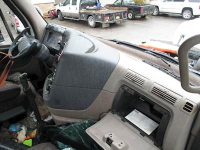 Freightliner Cascadia Dashboard Assembly for a Freightliner CASCADIA 125