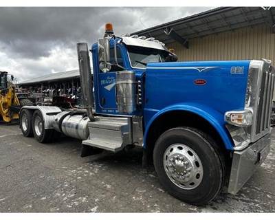 Peterbilt 389 Day Cab Truck