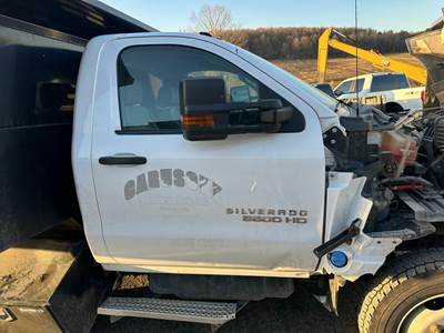 Chevrolet C5500 Right Front Door Assembly