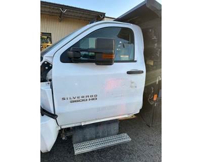 Chevrolet C5500 Left Front Door Assembly