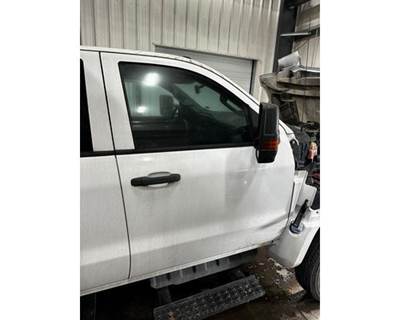 Chevrolet C5500 Right Front Door Assembly for a Chevrolet GM515