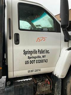 Chevrolet C6500 Right Front Door Assembly