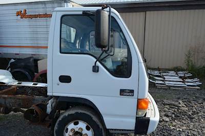 Chevrolet W3500 Right Front Door Assembly