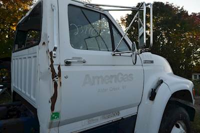 Ford F-700 Right Front Door Assembly for a Ford F700