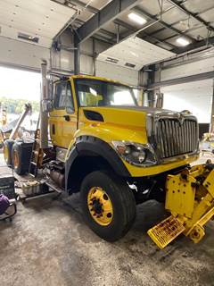 International 7600 Right Front Door Assembly