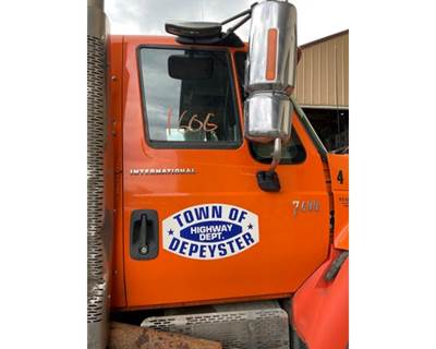 International 7600 Right Front Door Assembly