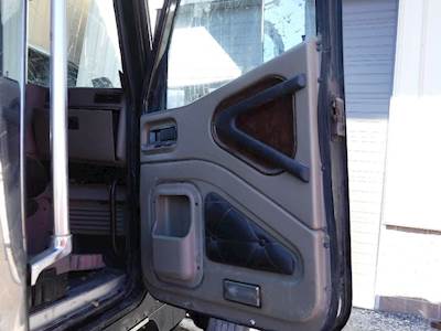 International 9900i Right Front Door Assembly
