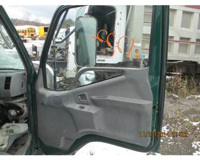 Mitsubishi FE-SP Right Front Door Assembly for a Mitsubishi Fuso FE-SP