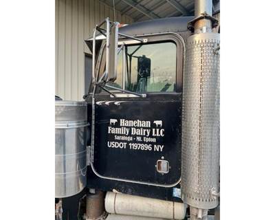 Peterbilt 379 Left Front Door Assembly