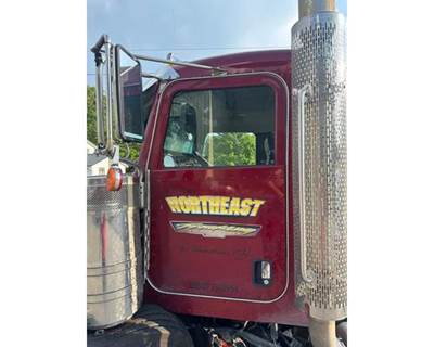 Peterbilt 389 Left Front Door Assembly