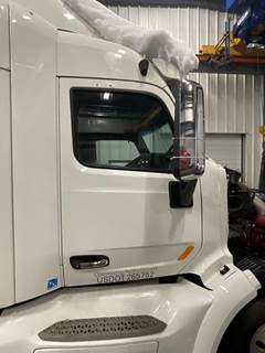 Peterbilt 579 Right Front Door Assembly