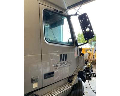 Volvo VNL Right Front Door Assembly