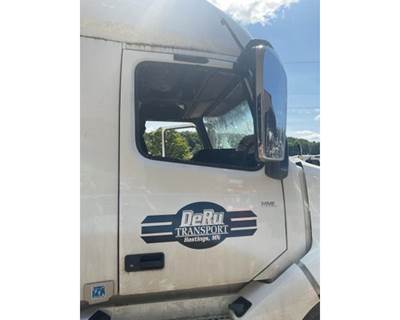 Volvo VNL Right Front Door Assembly