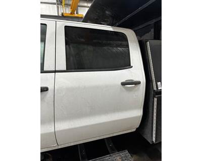 Chevrolet C5500 Left Rear Door Assembly for a Chevrolet GM515