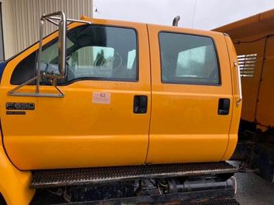 Ford F-650 Left Rear Door Assembly for a Ford F650