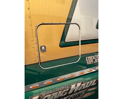 Peterbilt 579 Right Rear Door Assembly