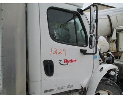 Freightliner M2 106 Right Front Door Glass