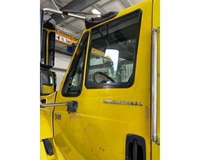 International 7600 Left Front Door Glass