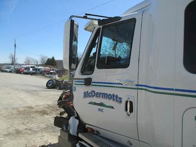 International ANY Left Front Door Glass for a International Prostar