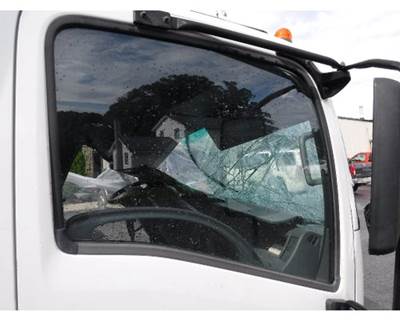 Isuzu NPR Right Front Door Glass