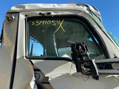 Kenworth T880 Right Front Door Glass