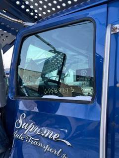 Western Star 4900FA Left Front Door Glass for a Western Star Trucks 4900 FA