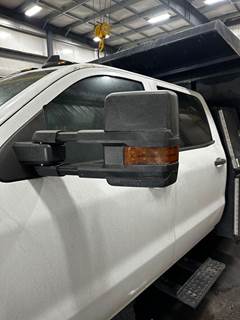Chevrolet C5500 Left Door Mirror for a Chevrolet GM515