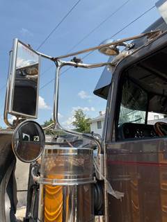 Peterbilt 389 Left Door Mirror