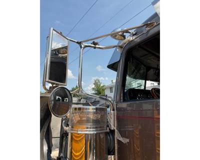 Peterbilt 389 Left Door Mirror