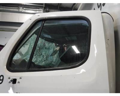 Freightliner M2 106 Left Door Vent Glass