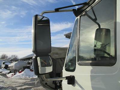 International 4400 Left Door Window Regulator