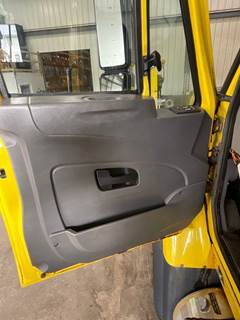 International 7600 Left Door Window Regulator