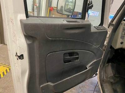 International TerraStar Left Door Window Regulator