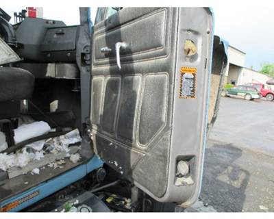 Mack RD688S Right Door Window Regulator
