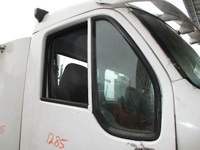 Peterbilt 387 Right Door Window Regulator