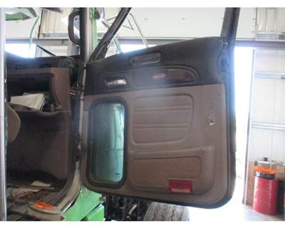 Peterbilt 389 Right Door Window Regulator