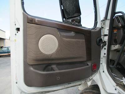 Volvo VNL Left Door Window Regulator