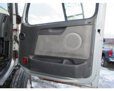 Volvo VNL Right Door Window Regulator