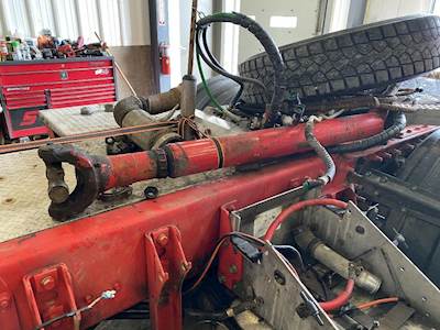 Caterpillar CT660 Rear Driveshaft for a CAT CT660