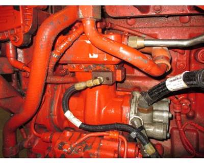 Cummins ISX15 Air Compressor for a Kenworth T800